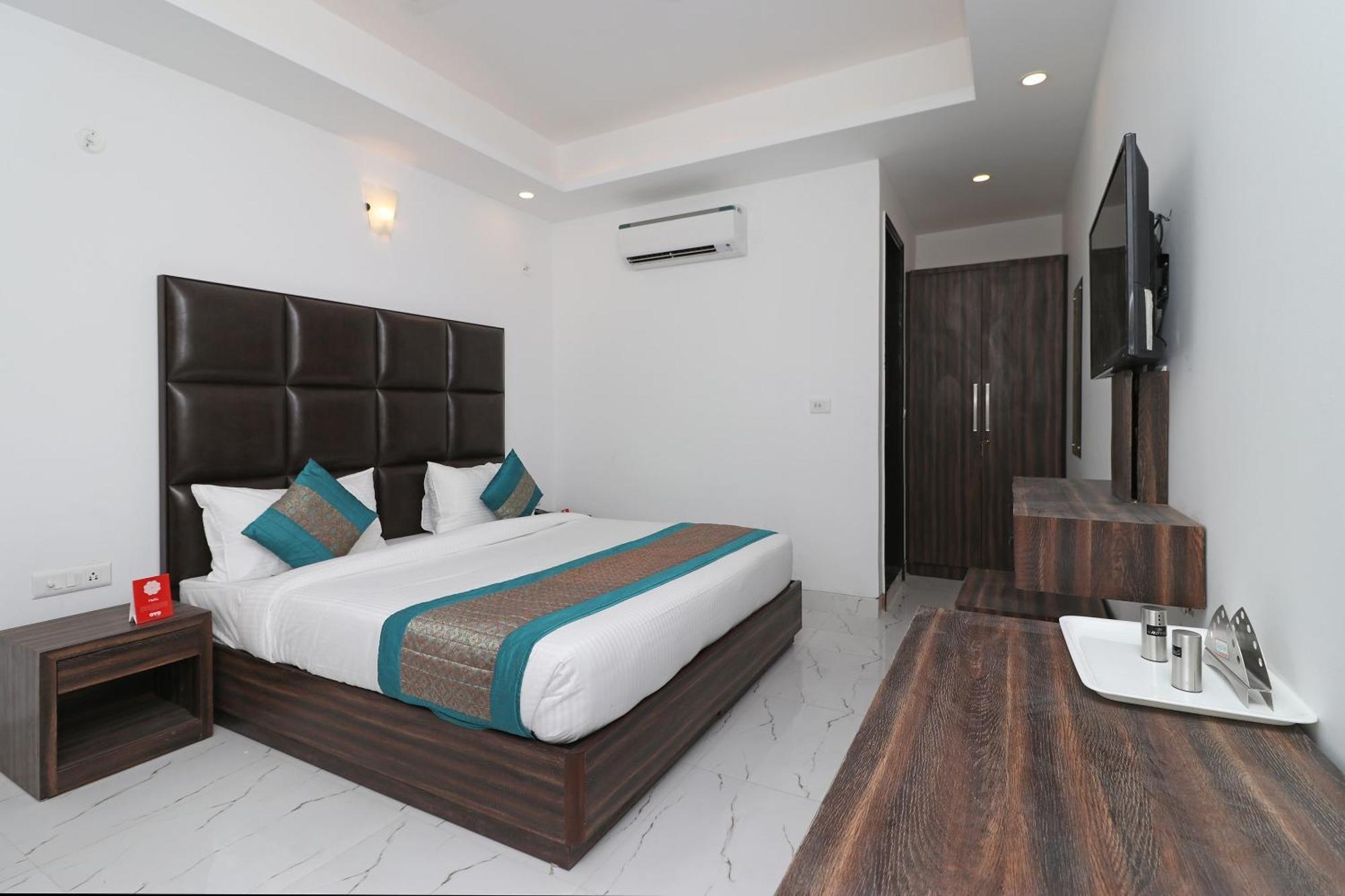 Hotel O Aamara New Delhi Exterior photo